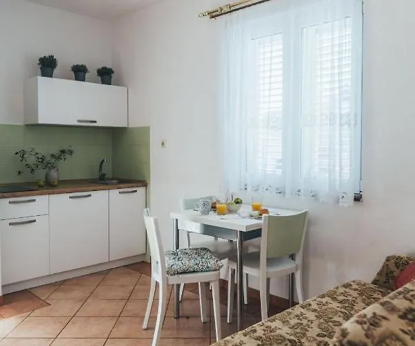 Porta Biograd Na Moru
